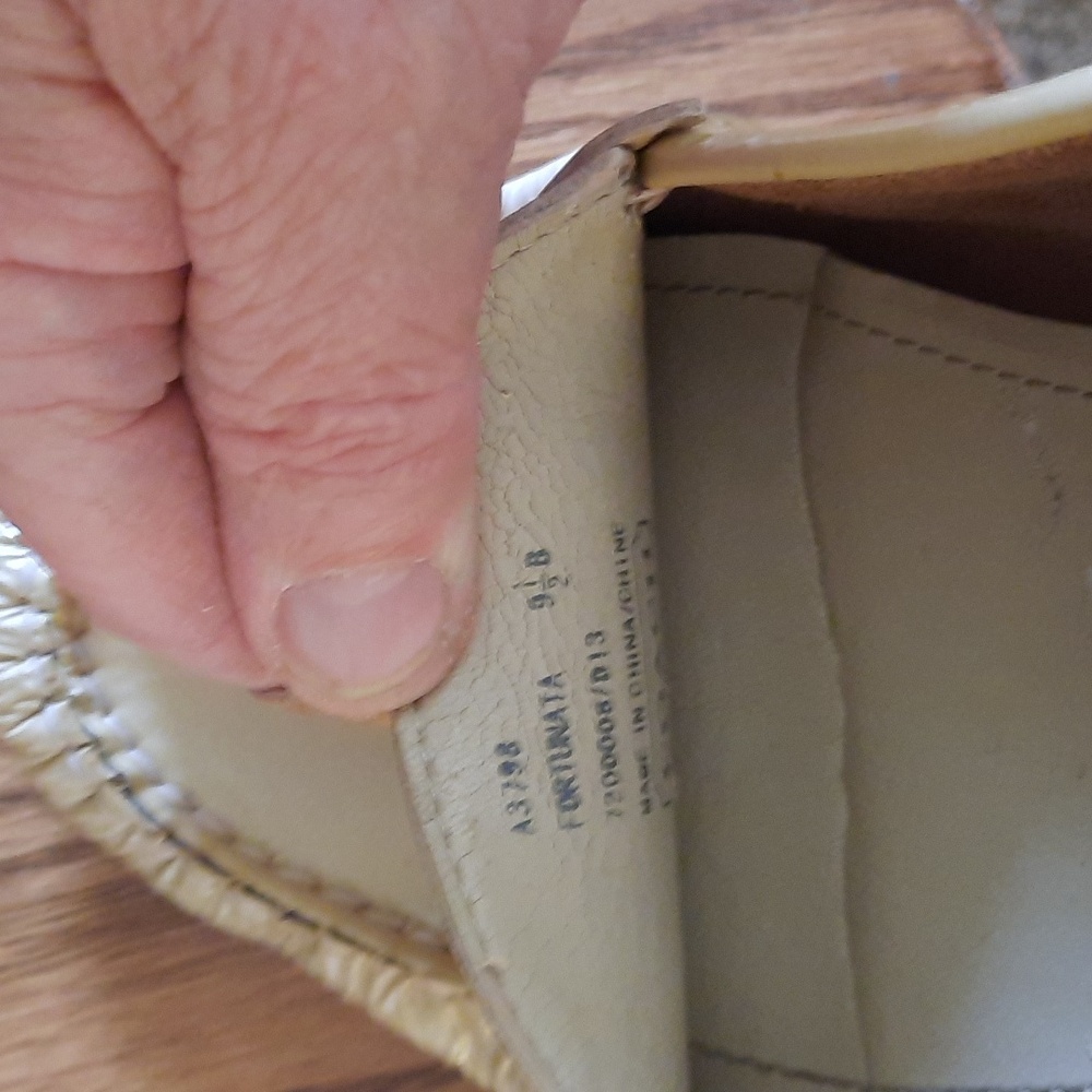 Coach Cream Leather Loafers - Picture 5 of 5